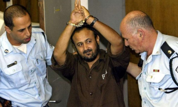نقل الأسير مروان البرغوثي إلى العزل الانفرادي في سجن "الرملة"