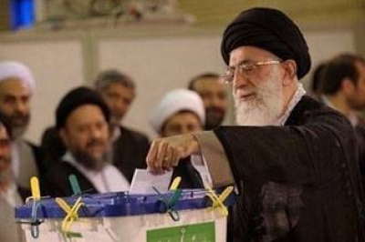 خامنئي يلقي خطبة الجمعة حول الانتخابات:هذه الانتخابات كانت زلزالا سياسيا لأعدائكم