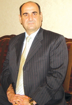 القاضي حداد الذي أعدم صدام يكشف تفاصيل التنفيذ..لا أستطيع ان اقول إن صدام كان جبانا فأكذب