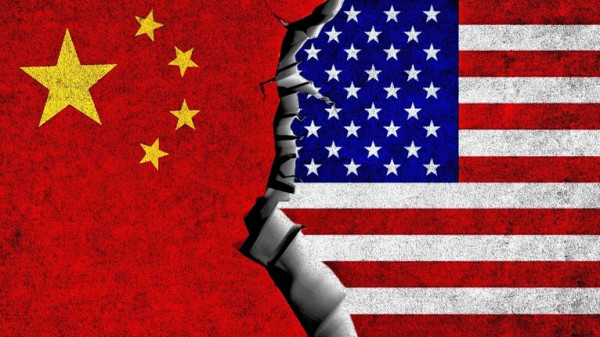 الصين تطالب أميركا بعدم مضايقة شركاتها في عملها