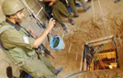 جيش الاحتلال الاسرائيلي يعثر على نفق قرب حاجز ايرز