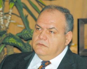 وزير الاتصالات السوري عمرو سالم يخضع للتحقيق في  قضية فساد