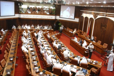 انقسام في برلمان البحرين حول دعم السعودية ضد الحوثيين