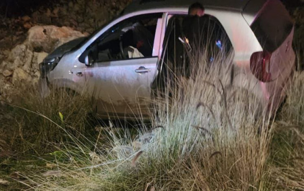الاحتلال يصيب فلسطينياً بجراح خطيرة بزعم تنفيذه عملية دهس غرب رام الله
