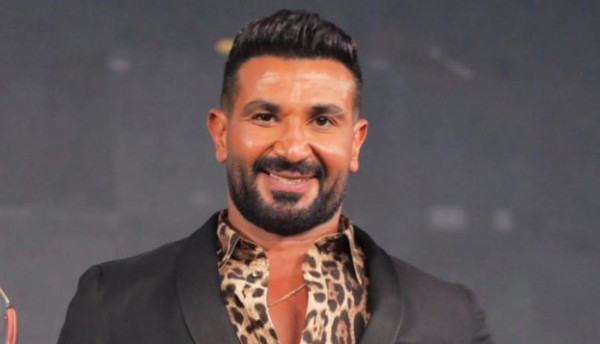 أحمد سعد يشوّق الجمهور لأعماله الجديدة