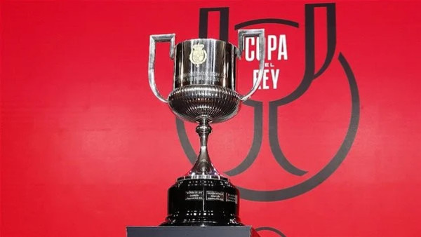 قرعة سهلة للريال والبرسا في دور 32 لكأس الملك