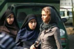 وزير الشؤون الدينية التونسي: حجاب المرأة دخيل ونشاز و لباس طائفي