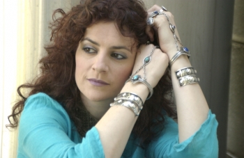 الفنانة الفلسطينية ريم بنّا:الأغنية الملتزمة هي الأغنية التي تُعَبّر عن واقعنا الإنساني
