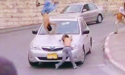 الاحتلال يعتقل طفلا فلسطينيا حاول يهودي سحقه بسيارته
