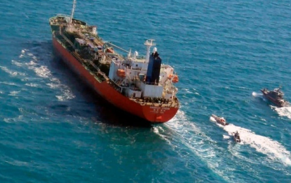 اختطاف سفينة في البحر الأحمر.. وجيش الاحتلال: لا يُوجد بها أي إسرائيلي
