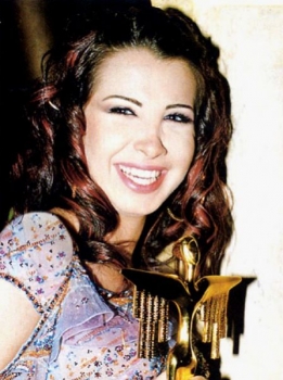 اخر استطلاع: نانسي الاولى اليسا الثانية وهيفا الثالثة