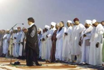 القذافي يدعو لدولة فاطمية  للقضاء على التوترالقائم بين الشيعة والسنة