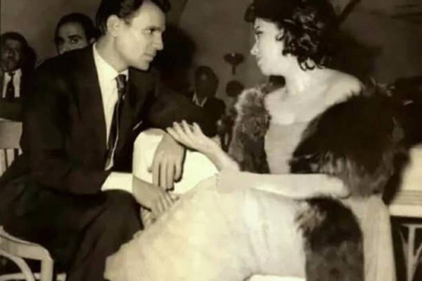 رسالة سعاد حسني لعبد الحليم تثير جدلاً حول زواجهما