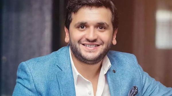 مصطفى خاطر يتحدث عن موقف طريف مع محمد أنور قبل الشهرة