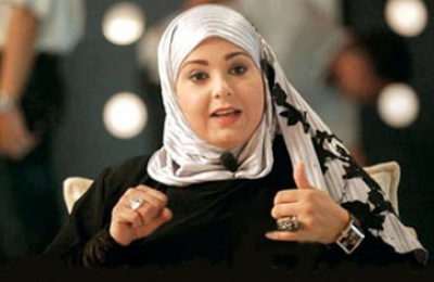 صابرين: التليفزيون المصري لا يقدم سوى المرأة التي خانها زوجها وتتباهى بشعرها وملابسها