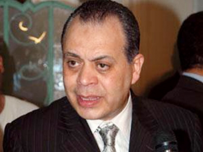 اشرف زكي:قدمت استقالتي بعد ان تلقيت عدة رسائل سب وقذف من بعض أعضاء النقابة