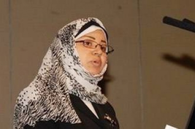 عالمة سعودية تشارك في انفجار كبير بجنيف لمعرفة بداية الخلق