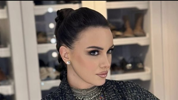ريهام عبد الغفور تُبهر جمهورها بإطلالة ساحرة