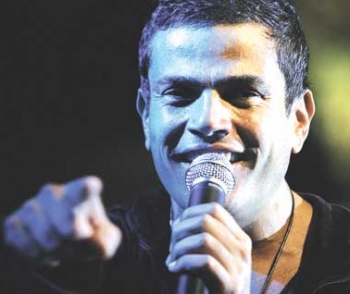 منظم حفلات هلا فبراير: عمرو دياب طلب 300 ألف دولار فرفضنا مشاركته