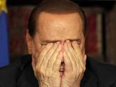 النزوات الجنسية لـ"برلسكوني" بحوزة مصور إيطالي!!