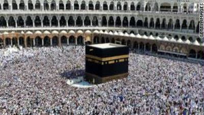 حجاج من الجزائر فقدوا الذاكرة أمام الكعبة