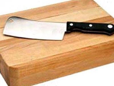 تقتل طفلتها وتمثّل بها وهي تستمع للقرآن