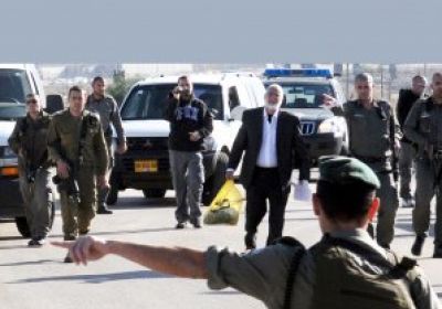 70 ألف فلسطيني ينتظرون نفس المصير:إبعاد النائب المقدسي "أبو طير" إلى الضفة يوقظ أشباح الترانسفير في الأردن
