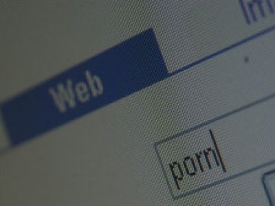 بريطانيا: خطط لمنع الدخول للمواقع الاباحية في الانترنت