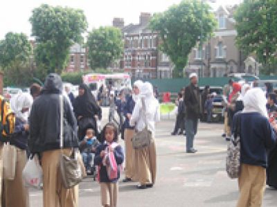وثائق ويكيليكس: ثلث الطلاب البريطانيين المسلمين يدعمون القتل باسم دينهم