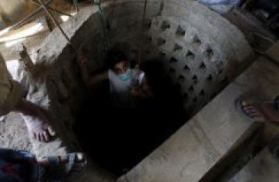 مصر:اعتقال طالب فلسطيني بأكتوبر بتهمة تزوير مستندات وايواء متسللين فلسطينيين
