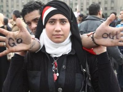 محللون: رياح "التغيير" في العالم العربي تذكر بانهيار الشيوعية بأوروبا الشرقية