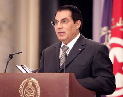 فيديو خطير يكشف تورط زين العابدين في اغتيال القيادات الفلسطينية ابو اياد وابو الهول