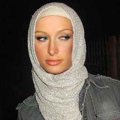 باريس هيلتون تعتنق الاسلام وترتدي الحجاب