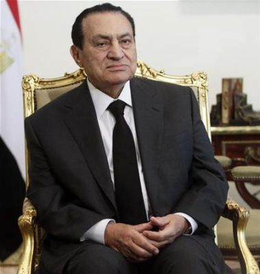 السفيرة الأمريكية بالكويت: تنحي مبارك نتيجة ما قام به المصريون وليس بتدخل منا