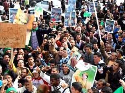 مقتل 84 شخصا في احتجاجات تطالب برحيل القذافي