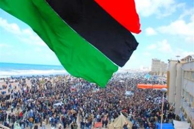 سقوط مدن ليبيّة عدة بينها بنغازي وسرت بأيدي المتظاهرين