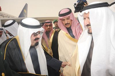 توقعات بحصول نحو 400 ألف عاطل سعودي من الجنسين على مساعدات وتوظيفهم