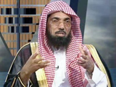 سعوديون يشنون هجوما على داعية شهير مدح سيف الإسلام القذافي