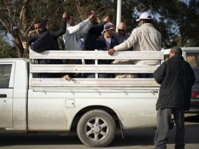20 ألف شخص يفرون من "جحيم" ليبيا عبر معبر رأس جدير الحدودي
