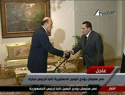 تفاصيل محاولة اغتيال عمر سليمان: الحادث تم عقب حلفه اليمين كنائب للرئيس والمنفذون قُتلوا فى الحال