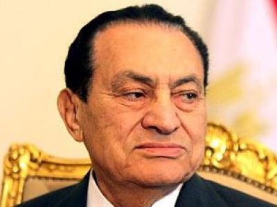 أسرار وحكايات من مكتب مبارك