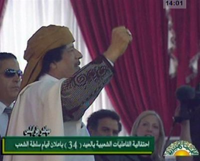 القذافي: سنقاتل لآخر رجل وامرأة دفاعاً عن ليبيا