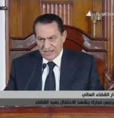 مبارك كان يعالج كلبه"البرنس" بالخارج على نفقة الدولة