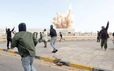 مصادر عربية وغربية تكشف عن مشروع سري لإقناع القذافي بالتخلي عن السلطة