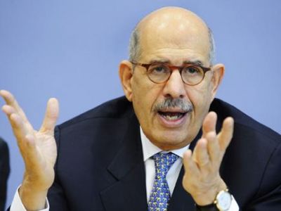 البرادعي يطالب بتغيير الدستور المصري ويعلن ترشحه للرئاسة