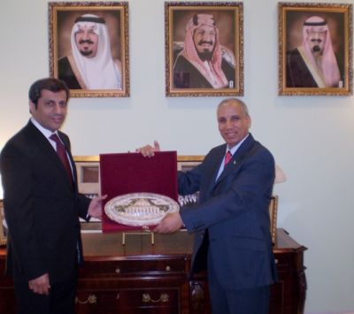 عياش يلتقي عبد الرحمن الرسـي سفير المملكة العربية السعودية لدى رومانيا في مكتبه