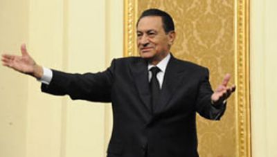 دعوى قضائية تؤكد عدم دستورية تنحي مبارك وتطالب بعودته