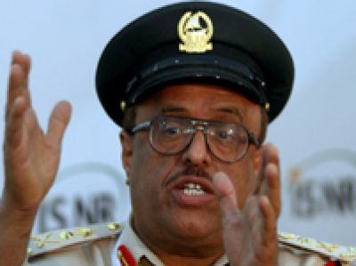 شرطة دبي تحبط محاولة تهريب 16 ألف قطعة سلاح من تركيا إلى اليمن