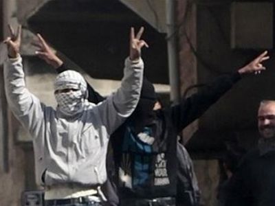 مظاهرات في دمشق ودوما واللاذقية وحمص والرقة
