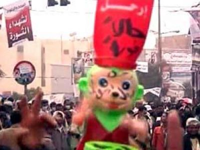 الرئيس اليمني يخشى الملاحقة القانونية و"زوج ابنته" ينضم للثوار
